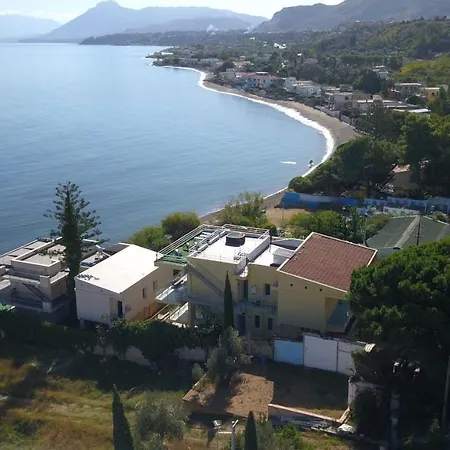 Francesca 30 Pax Sicily Sul Mare Villa