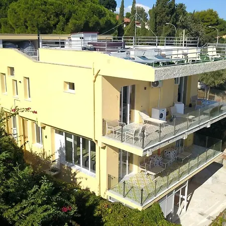 Villa Francesca 30 Pax Sicily Sul Mare